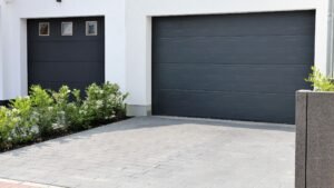 tips for hiring a garage door specialist